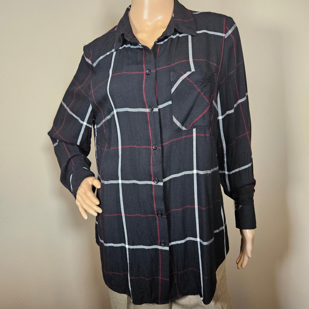 Chicos Plaid Windowpane Button Down Shirt Black Red White Rayon Size 2 US 12/14